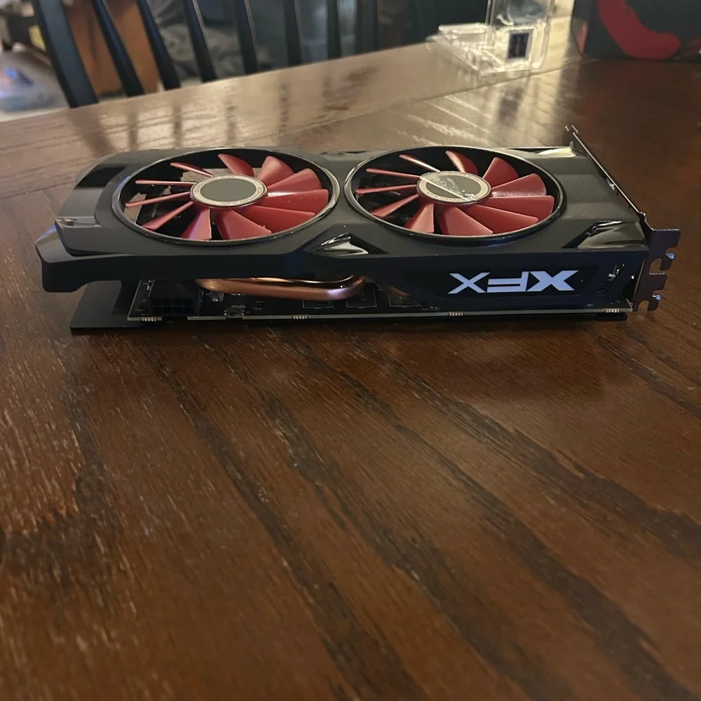 XFX AMD Radeon RX 570 Graphics Card - Picture 4 of 4